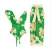 Ensemble de Maillot de bain une pièce et paréo imprimés fleuris vert et jaune | Yelira